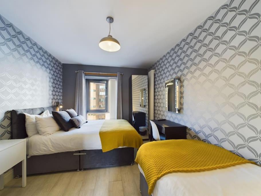 Donegall Sq Apt At City Gate, Belfast City Centre Bagian luar foto
