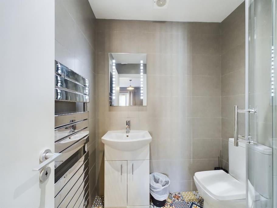Donegall Sq Apt At City Gate, Belfast City Centre Bagian luar foto